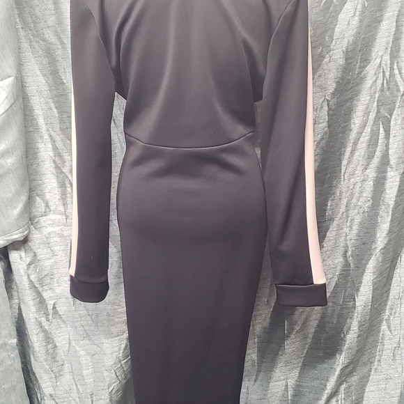 Auditions lady dress long sleeve ๐ 2xl black and tan. - Picture 4 of 15